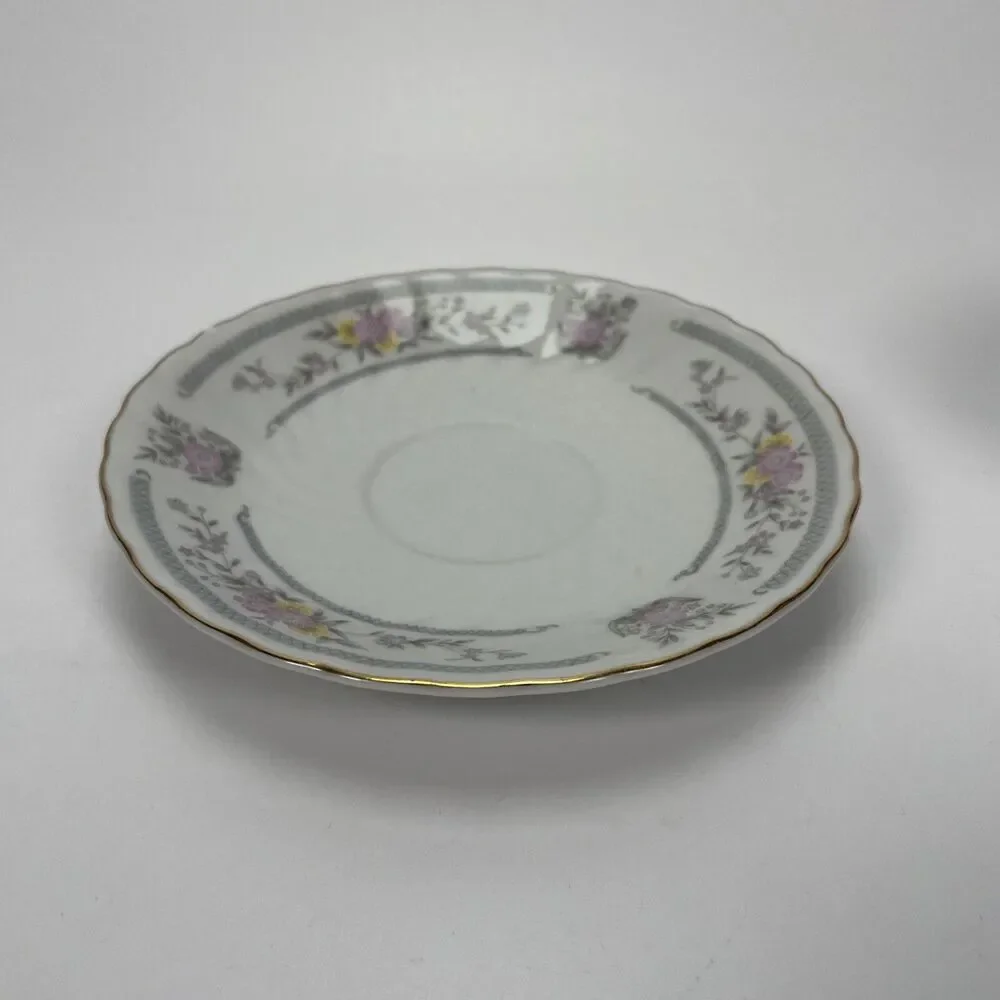 Unbranded vintage tea